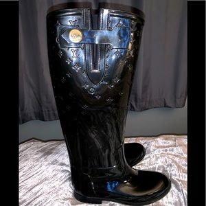 Luis Vuitton rain boots
